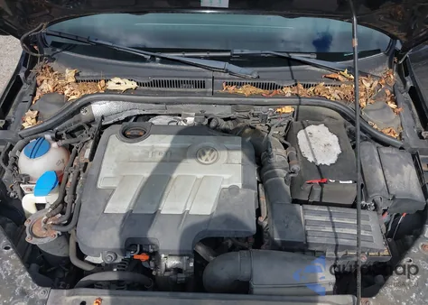 2013 Volkswagen Jetta 2.0L Tdi z USA, uszkodzony, nr VIN 3VWLL7AJ2DM372735